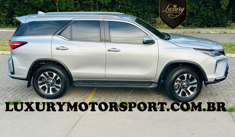 SW4 2024BLINDADA SRX PLATINUM 7L completo