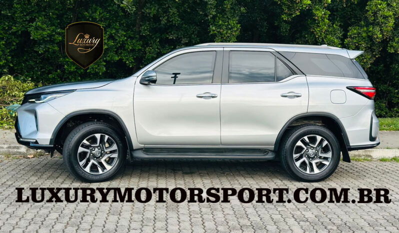 SW4 2024BLINDADA SRX PLATINUM 7L completo