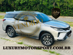 SW4 2024BLINDADA SRX PLATINUM 7L completo