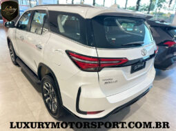 SW4 2026 PLATINUM 7L completo