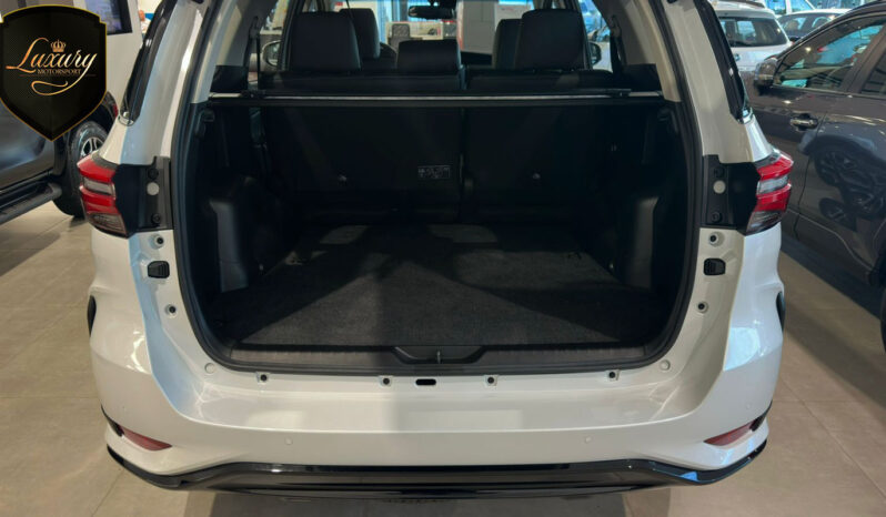 SW4 2026 PLATINUM 7L completo