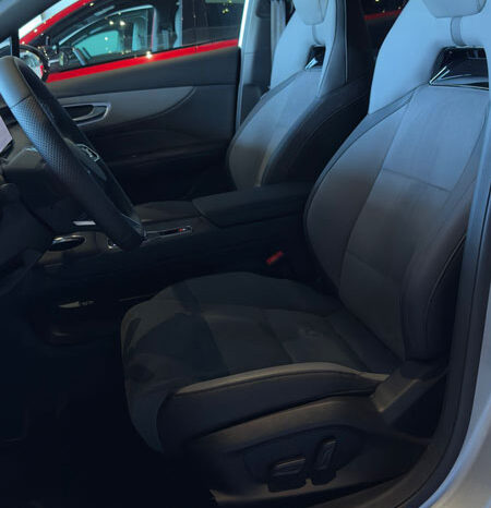 MG4 X-POWER AWD completo