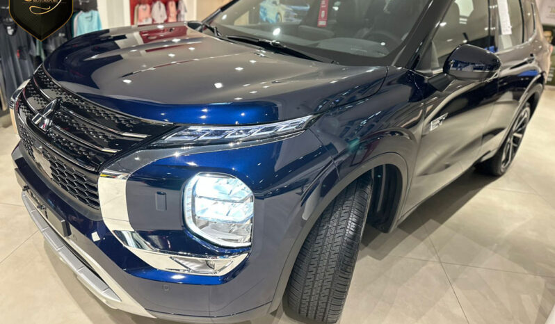OUTLANDER 2026 PHEV SIGNATURE PLUGIN completo