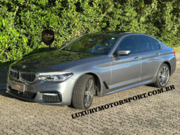 BMW 540i M SPORT 2018 completo