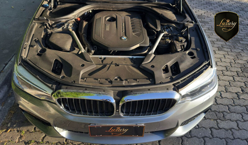 BMW 540i M SPORT 2018 completo