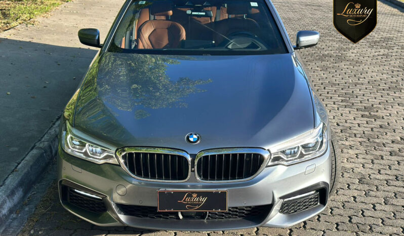 BMW 540i M SPORT 2018 completo