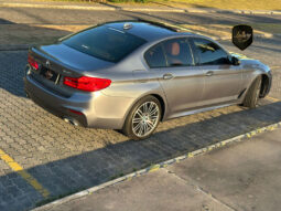 BMW 540i M SPORT 2018 completo