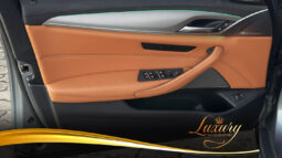 BMW 540i M SPORT 2018 completo