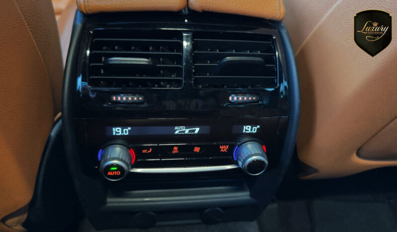 BMW 540i M SPORT 2018 completo