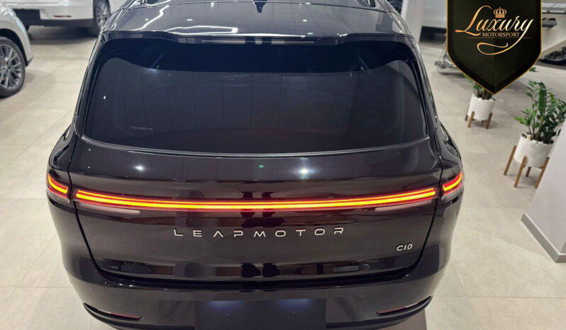 Leapmotor C10 REEV (Híbrido) 2026 completo