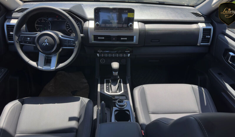 L200 TRITON HPE 2027 completo