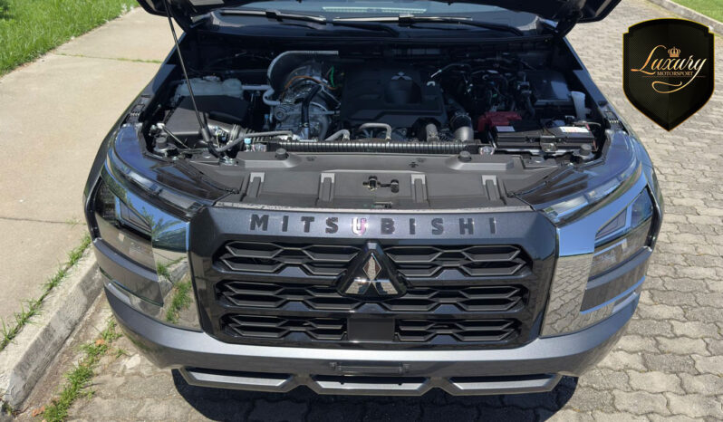 L200 TRITON HPE 2027 completo
