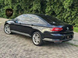 PASSAT 2018 HIGHLINE BLINDADO completo