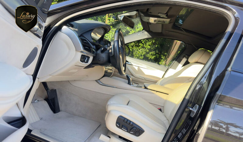 BMW X6 2019 35i PRETA completo