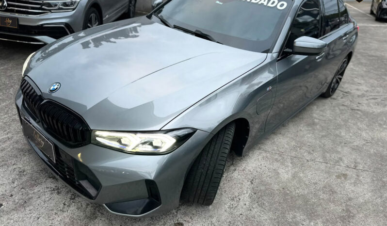 BMW 330E 2024 HIBRIDA BLINDADA completo