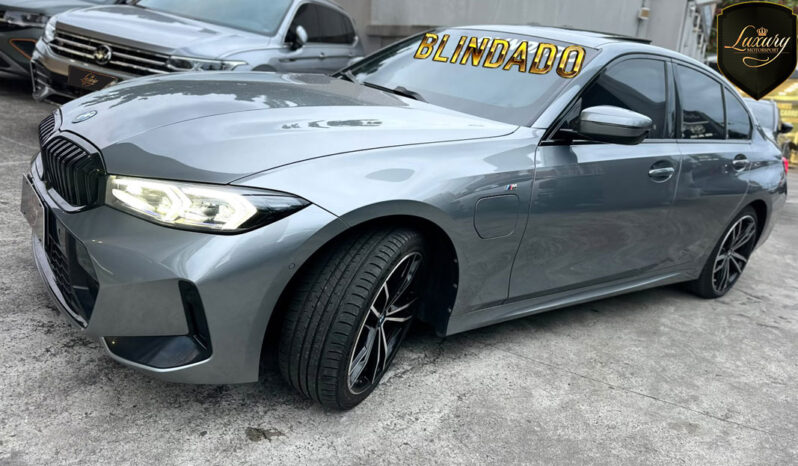 BMW 330E 2024 HIBRIDA BLINDADA completo