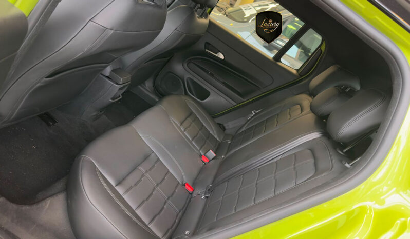 JEEP AVENGER 2027 MHEV LIMITED completo