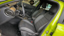 JEEP AVENGER 2027 MHEV LIMITED completo