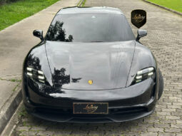 PORSCHE TAYKAN 2022 completo