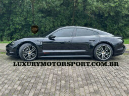 PORSCHE TAYKAN 2022 completo